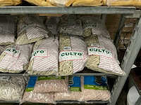 Partij diverse moss/elastieken/bloemenflesjes/decoratie (76x) - afbeelding 2 van  16