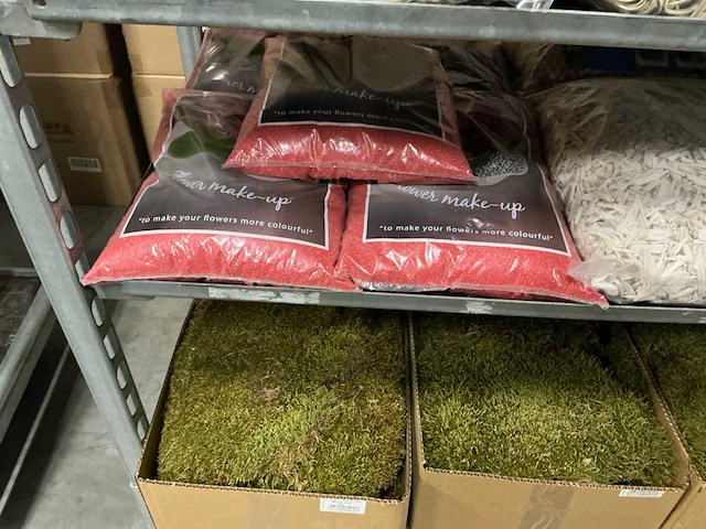 Partij diverse moss/elastieken/bloemenflesjes/decoratie (76x) - afbeelding 5 van  16