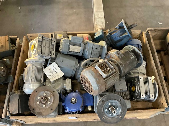 Partij diverse motoren - afbeelding 4 van  4