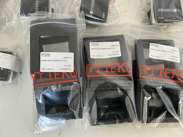 Partij diverse muller urentellers/ramen & sokkels voor urentellers (138x) - afbeelding 14 van  24