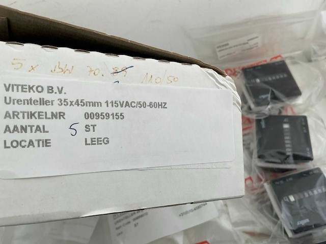 Partij diverse muller urentellers/ramen & sokkels voor urentellers (138x) - afbeelding 18 van  24