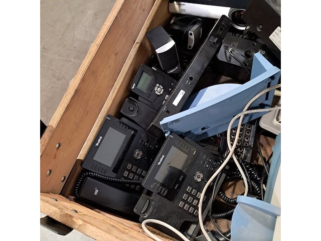 Partij diverse multimedia, o.a yealink, logitech - afbeelding 15 van  26