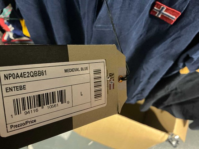 Partij diverse napapijri shirts/polos (55x) - afbeelding 14 van  15