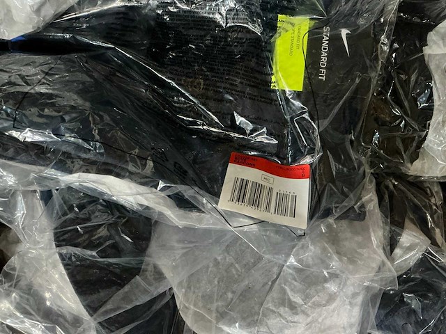 Partij diverse nike junior shorts (140x) - afbeelding 7 van  7