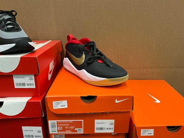 Partij diverse nike kinderschoenen (28x) - afbeelding 3 van  12