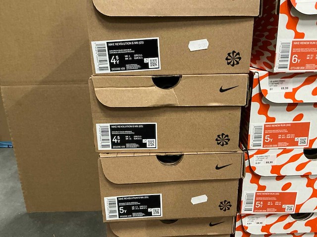 Partij diverse nike kinderschoenen (28x) - afbeelding 6 van  12