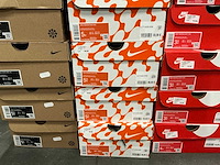 Partij diverse nike kinderschoenen (28x) - afbeelding 10 van  12
