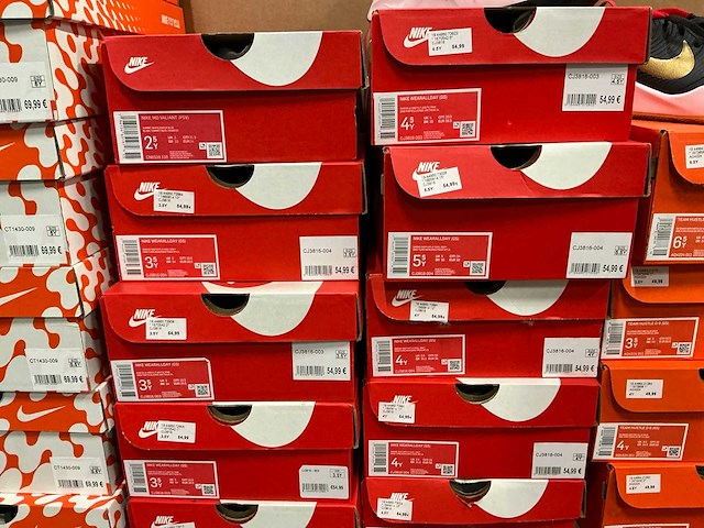 Partij diverse nike kinderschoenen (28x) - afbeelding 12 van  12