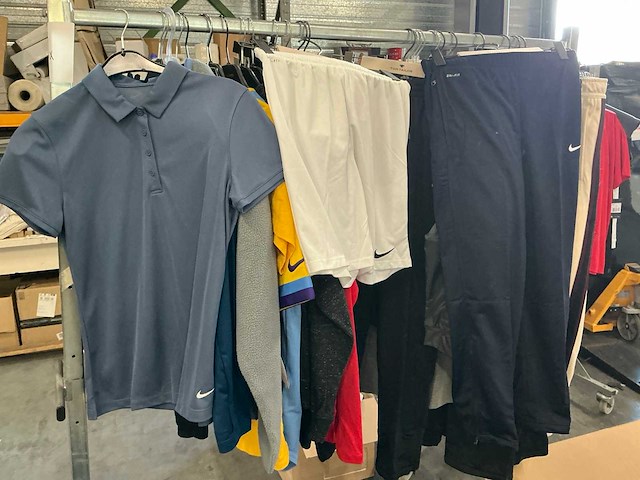 Partij diverse nike kleding (160x) - afbeelding 4 van  18