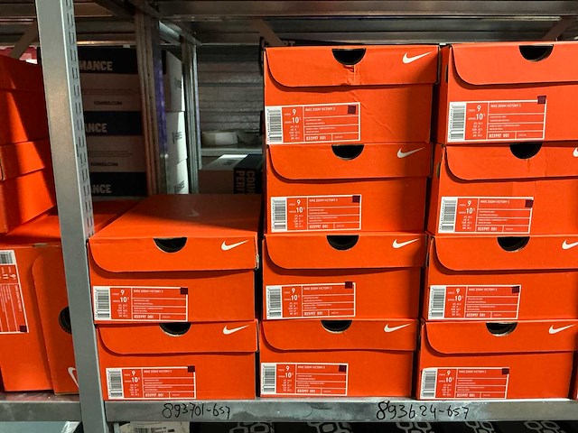 Partij diverse nike/adidas track schoenen (233x) - afbeelding 25 van  36