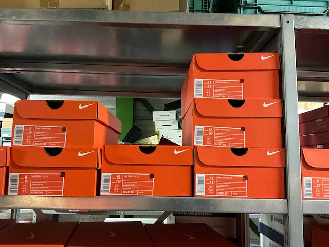 Partij diverse nike/adidas track schoenen (233x) - afbeelding 29 van  36