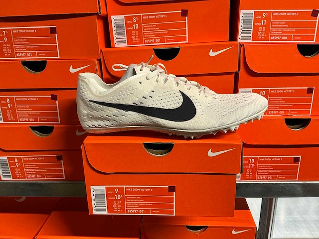 Partij diverse nike/adidas track schoenen (233x) - afbeelding 33 van  36