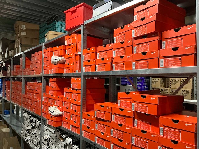 Partij diverse nike/adidas track schoenen (233x) - afbeelding 12 van  35