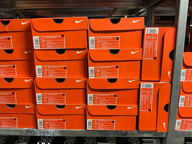 Partij diverse nike/adidas track schoenen (233x) - afbeelding 24 van  35