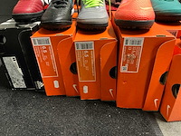Partij diverse nike/adidas/puma turf schoenen (48x) - afbeelding 10 van  14