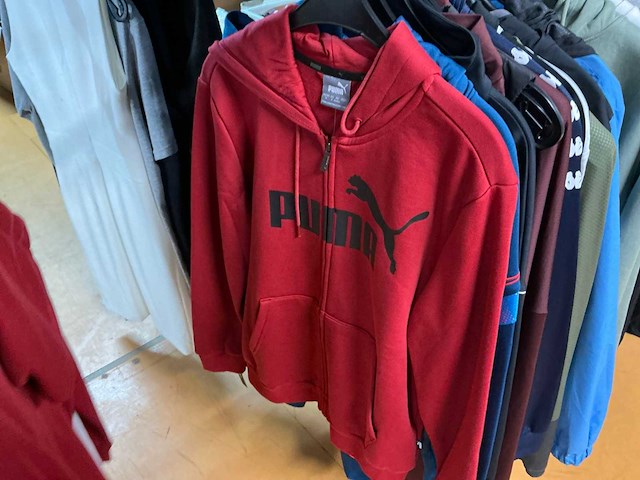 Partij diverse nike/adidas/underarmour/puma hoodies&vesten (116x) - afbeelding 17 van  18