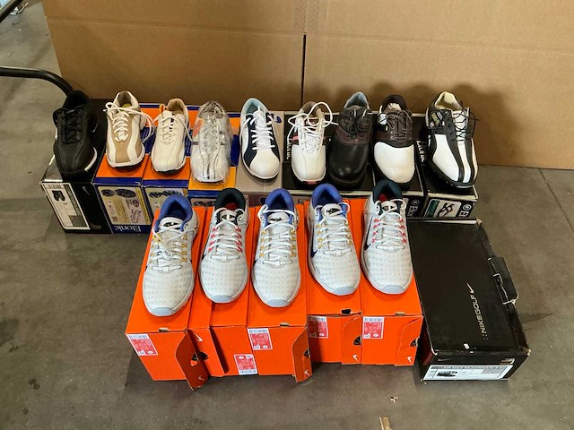 Partij diverse nike&etonic golfschoenen (14x) - afbeelding 1 van  8