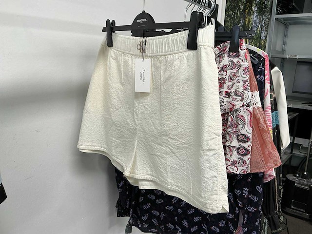 Partij diverse nikkie/tommyjeans/calvinkleinjeans/armaniexchange/etc dames kleding (25x) - afbeelding 36 van  36