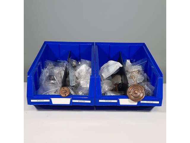 Partij diverse nostalgische deurbellen - afbeelding 1 van  16