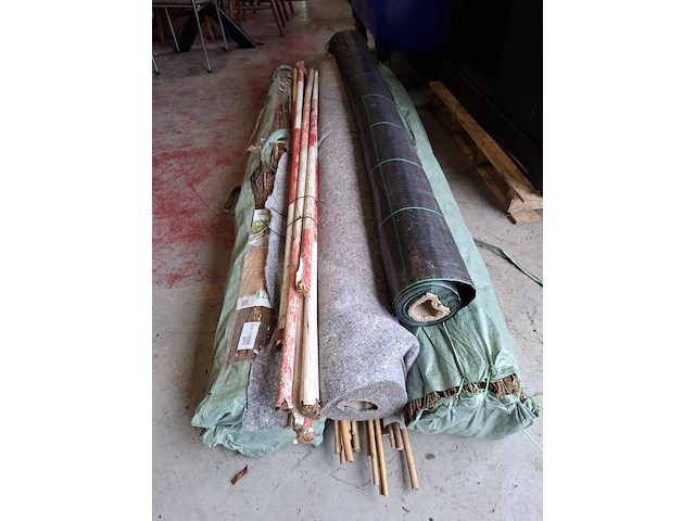 Partij diverse o.a. antiworteldoek - afbeelding 1 van  7