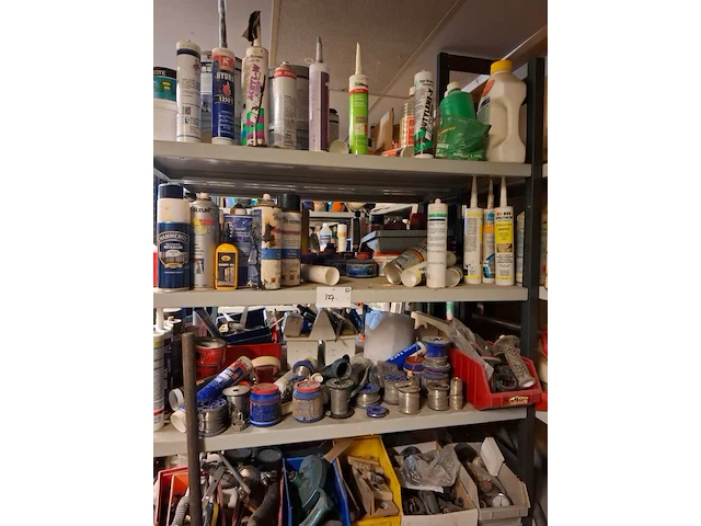 Partij diverse o.a. kitten, spray, etc - afbeelding 34 van  51