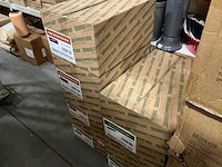 Partij diverse oasis steekschuim (84x) - afbeelding 1 van  3