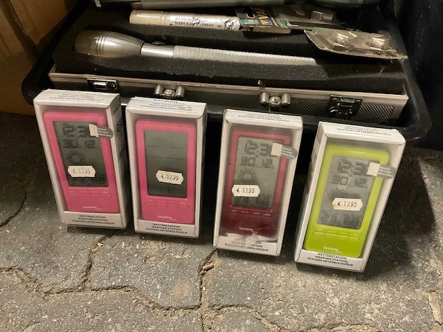 Partij diverse onderdelen en accessoires - afbeelding 2 van  8