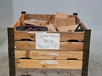 Partij diverse onderdelen en garage inventaris