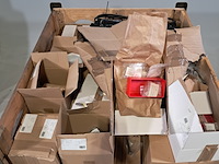 Partij diverse onderdelen en ijzerwaren, o.a daf - afbeelding 2 van  8