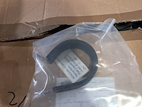 Partij diverse onderdelen en ijzerwaren, o.a daf - afbeelding 3 van  9