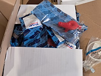 Partij diverse onderdelen en ijzerwaren, o.a daf - afbeelding 5 van  9