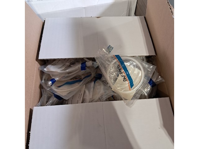 Partij diverse onderdelen en ijzerwaren, o.a daf - afbeelding 6 van  9