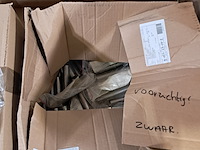 Partij diverse onderdelen en ijzerwaren - afbeelding 2 van  7