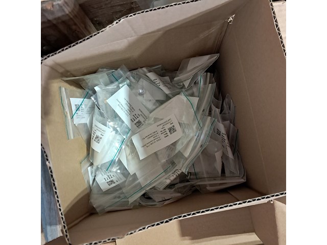 Partij diverse onderdelen en ijzerwaren - afbeelding 6 van  7