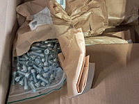 Partij diverse onderdelen en ijzerwaren - afbeelding 3 van  7