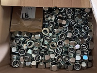 Partij diverse onderdelen en ijzerwaren - afbeelding 4 van  7