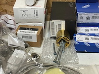 Partij diverse onderdelen en toebehoren - afbeelding 2 van  17