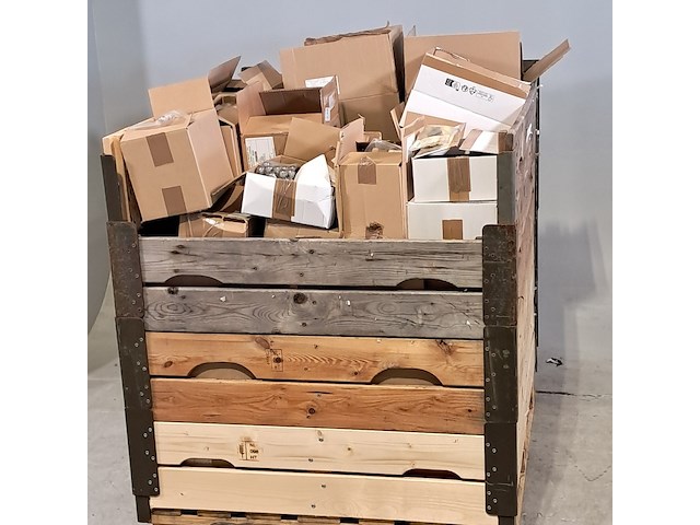 Partij diverse onderdelen, o.a bosch - afbeelding 1 van  8