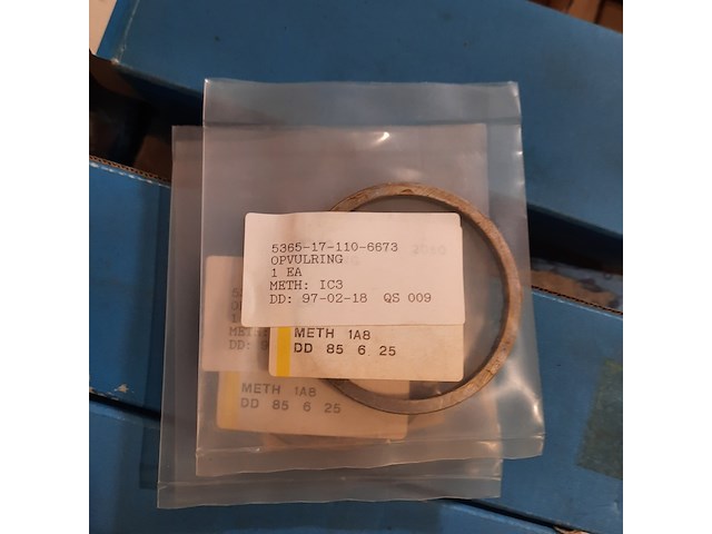 Partij diverse onderdelen, o.a. daf - afbeelding 2 van  12