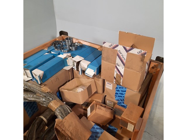 Partij diverse onderdelen, o.a. daf - afbeelding 3 van  12