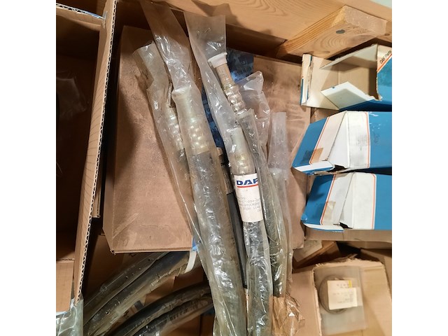 Partij diverse onderdelen, o.a. daf - afbeelding 8 van  12