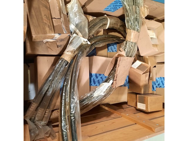 Partij diverse onderdelen, o.a. daf - afbeelding 9 van  12