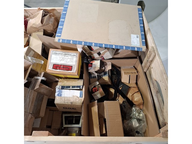 Partij diverse onderdelen, o.a daf - afbeelding 2 van  11