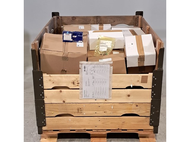 Partij diverse onderdelen, o.a daf - afbeelding 1 van  8