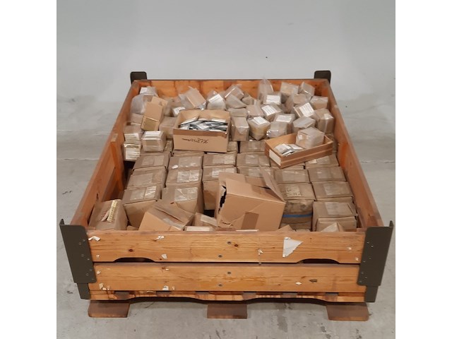 Partij diverse onderdelen - afbeelding 1 van  5