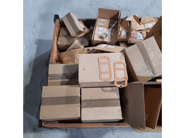 Partij diverse onderdelen - afbeelding 3 van  12