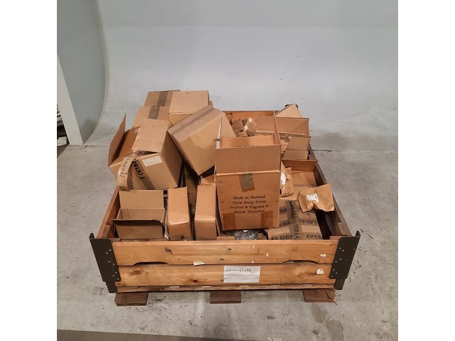 Partij diverse onderdelen - afbeelding 1 van  12