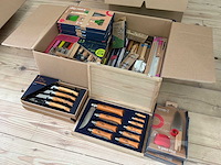 Partij diverse opinel messen - afbeelding 1 van  9