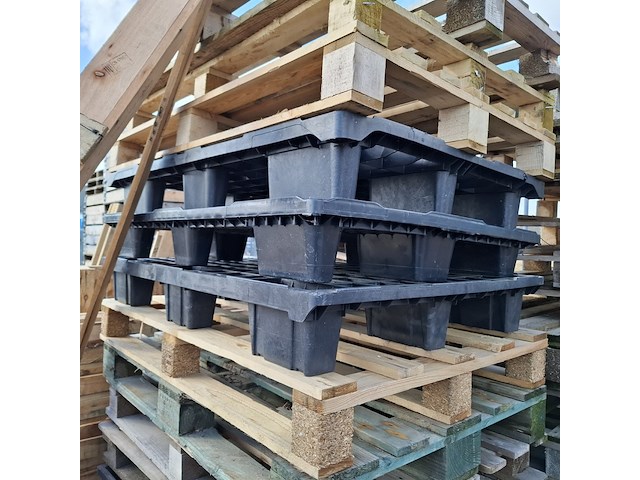 Partij diverse pallets/ brandhout - afbeelding 2 van  10