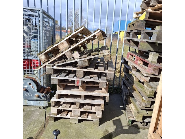 Partij diverse pallets/ brandhout - afbeelding 3 van  10